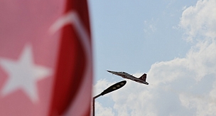 Türk Yıldızlarından Muhteşem Gösteri