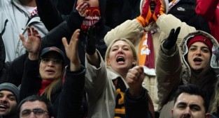 Dev Derbiden Kareler