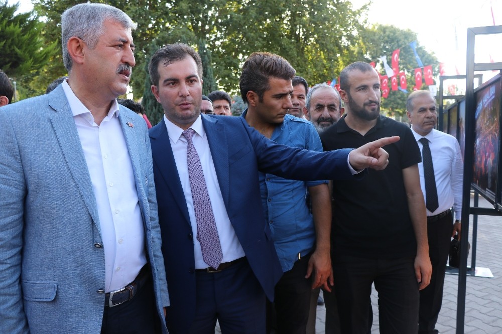 15 Temmuz darbe girişiminin yıl dönümünde fotoğraf sergisi açıldı