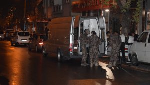 Ailesini Rehin Aldı, Emniyet Müdürü Dağdeviren İkna Etti