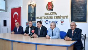 Başkan Gürkan, Öğrencilerden Aktarma Ücreti Alınmayacak
