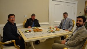 Darende Kaymakam Çalışır, Sosyal Medyadan Şikayetçi