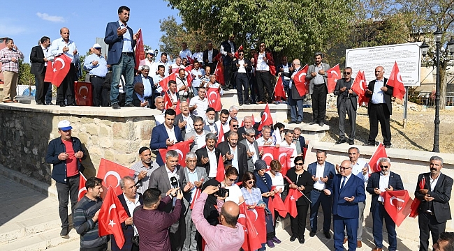 Muhtarlardan Asker Selamı