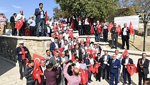 Muhtarlardan Asker Selamı