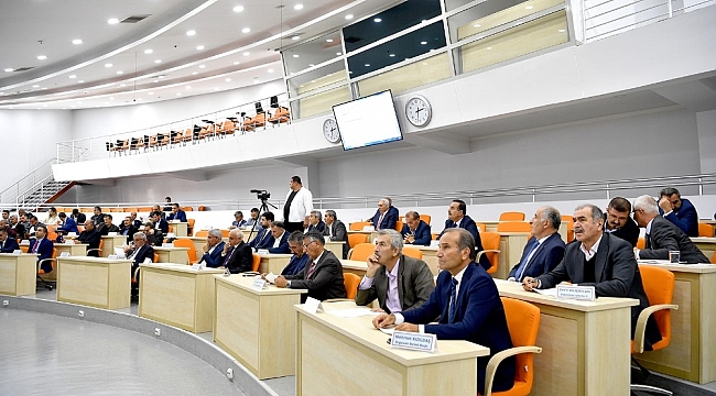 Büyükşehir'den Cüneyt Arkın'a Fahri Hemşerilik Beratı