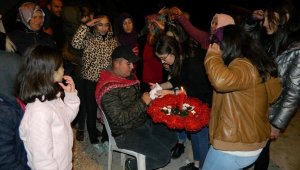 Doğanşehir'de Askere Giden Gençlere Kına Yakıldı