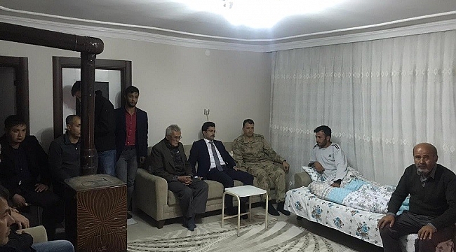 Kaymakam'dan Yaralanan Uzm. Çavuş'a Ziyaret