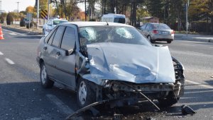 Malatya-Kayseri Yolunda Trafik Kazası: 3 Yaralı