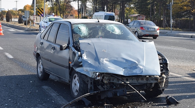 Malatya-Kayseri Yolunda Trafik Kazası: 3 Yaralı