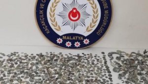Tarihi Eser Kaçakçılığı Yapan 2 Şüpheli Yakalandı