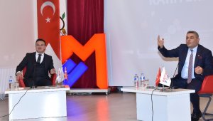 Başkan Sadıkoğlu'dan Gençlere Dil Tavsiye Etti