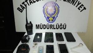 Malatya'da Gizli Kaçış Noktaları Olan Eve Operasyon
