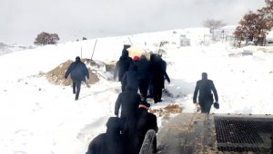 Araçların Gidiş ve Gelişlerine İzin Verilmiyor