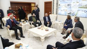 Başkan Fatma Şahin, Milletimizin Emrinde ve Hizmetindeyiz