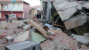 Depremin Boyutları Hava Aydınlanınca Ortaya Çıktı