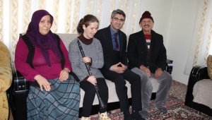 Doğuştan Görme Engelli Zeynep'in Klarnet Sevinci