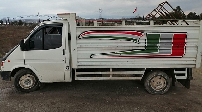 Jandarma Ekipleri Demir Çalan 3 Şüpheliyi Yakaladı