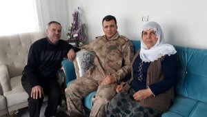 Jandarma'dan Şehit Aileleri ve Gazilere Yeni Yıl Kutlaması
