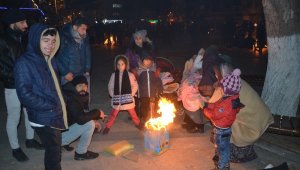 Malatyalılar Geceyi Sokakta Geçiriyor