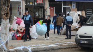 Malatya'da Ağır Hasarlı Binalarda Eşyalar Çıkarılıyor