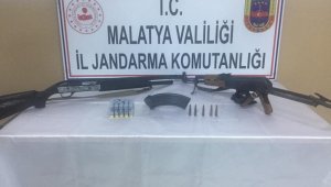 Malatya'da Kalaşnikof Silah Ele Geçildi: 1 Gözaltı