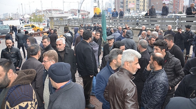 Tütüncü Esnafından Eylem