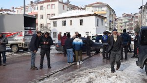 Esnaflar Arasında Bıçaklı Kavga: 6 Yaralı