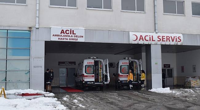 İnşaatın İskelesi Devrildi: 2 Yaralı