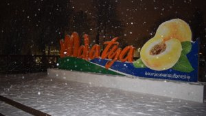 Malatya'ya Son Yılların En Fazla Karı Yağdı