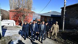 Vali Baruş, Hasarlı Evlere Girilmemesi Konusunda Vatandaşları Uyardı