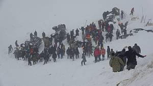 Van'da Çığ Faciası: Şehit Sayısı 39 Oldu
