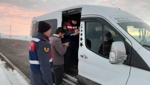 Yazıhan'da Korucu Kendini Vurdu