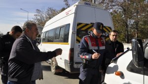 Arguvan'da servis araçlarına sıkı denetim