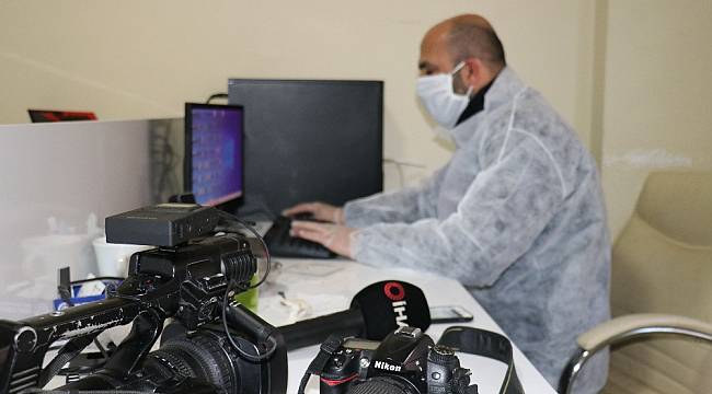 Büyükşehir Basın Çalışanlarına Koruyucu Malzemeler Verdi