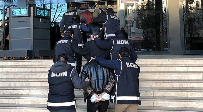 Gözaltına Alınan 29 Kişi'den 14'ü Tutuklandı