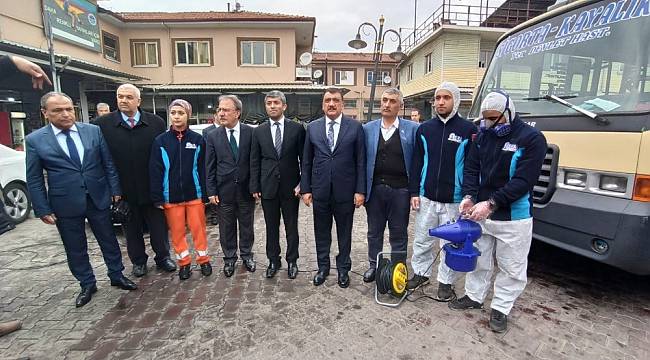 Minibüsler Dezenfekte Ediliyor