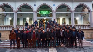 Şehitler için sabah namazında buluştular