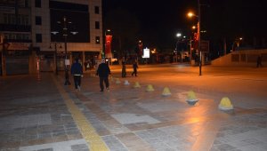 4 günlük kısıtlama sonrası sokaklar hareketlendi
