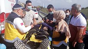 Akçadağ'da Doktor Görev Çıkışı Kaza Yaptı: 2 Yaralı