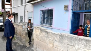 Başkan Gürkan Vatandaşlara İftar Yemeği Dağıttı