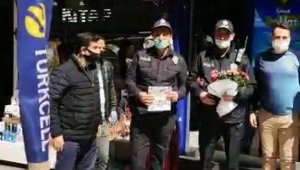 Esnaflardan Polis Ekiplerine Sürpriz