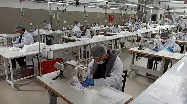 Günde 2 Milyon Adet Maske Üretiliyor