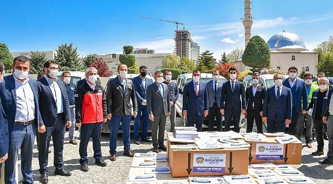 Gürkan, 200 Ekiple 1,5 Milyon Maske Dağıtılıyor