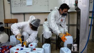 Meslek Lisesi, Günde 10 Ton Dezenfektan Üretiyor
