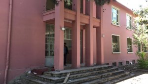Sümer İlkokulunda Yıkım Çalışmaları Başladı