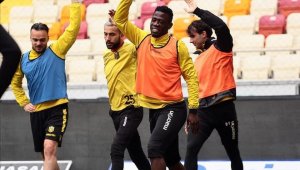 BtcTurk YMS, Yurt Dışındaki Futbolcularını Bekliyor