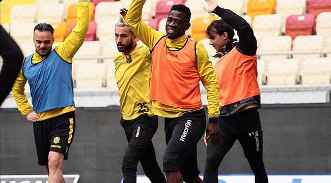 BtcTurk YMS, Yurt Dışındaki Futbolcularını Bekliyor