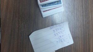 Dernek Binasında Kumar Oynayan 4 Zanlı Yakalandı
