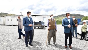 Gürkan ve Tüfenkci, Depremzedeleri Ziyaret Etti