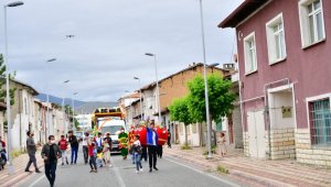 Yeşilyurt Belediyesi Bayram Coşkusunu Sokaklara Taşıdı